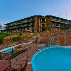 Read more about the article Voi Safari Lodge Camp